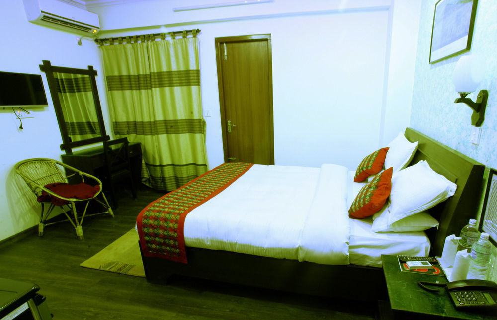Oyo 153 Aster Hotel Nepal Катманду Экстерьер фото