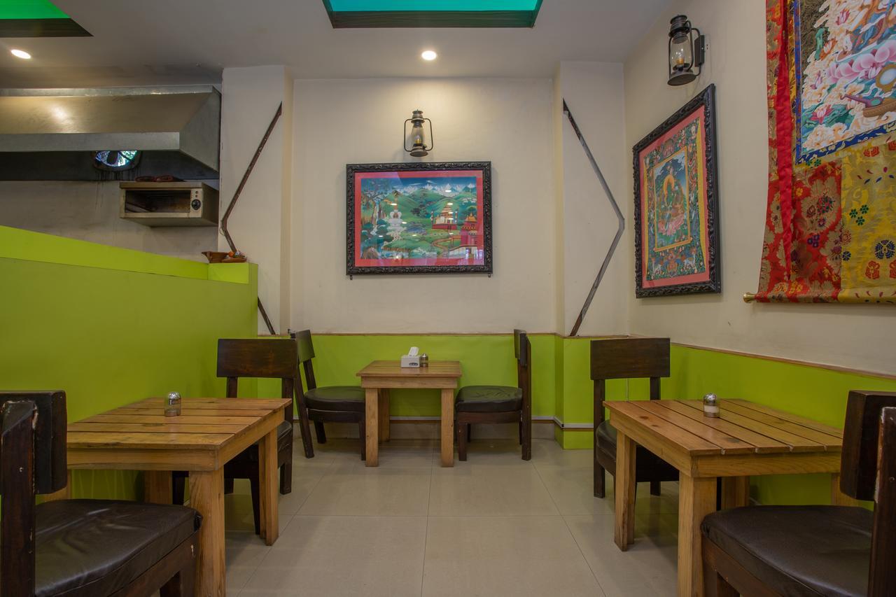 Oyo 153 Aster Hotel Nepal Катманду Экстерьер фото