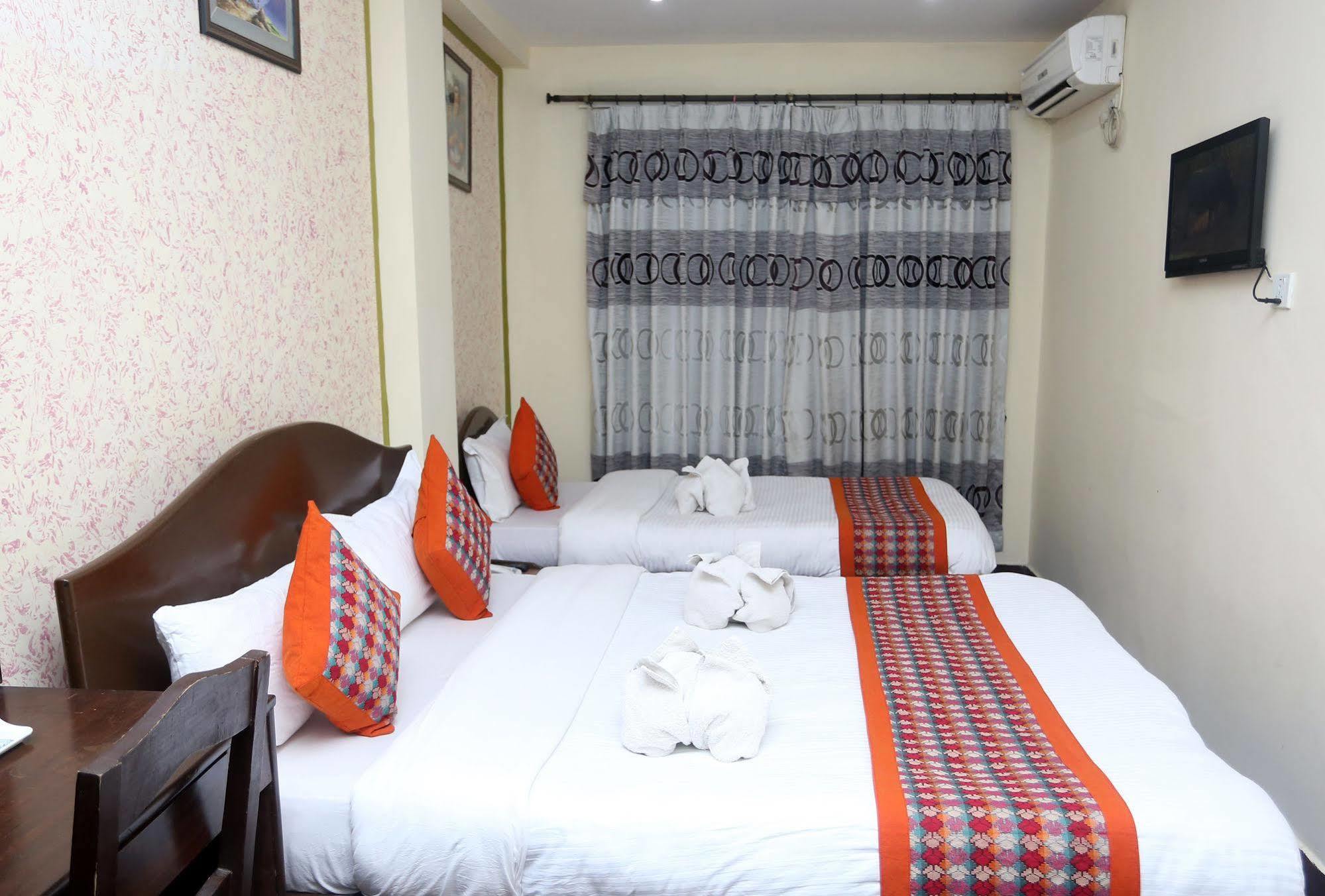 Oyo 153 Aster Hotel Nepal Катманду Экстерьер фото