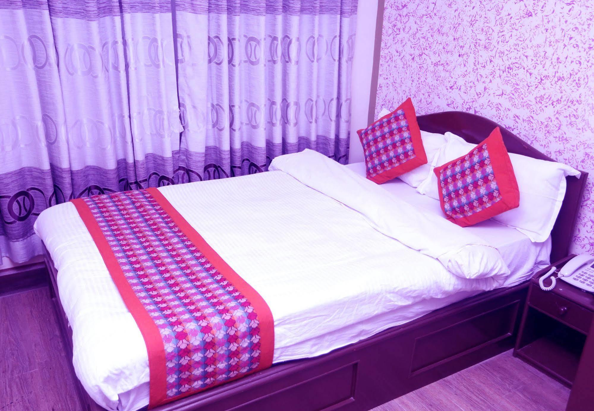 Oyo 153 Aster Hotel Nepal Катманду Экстерьер фото