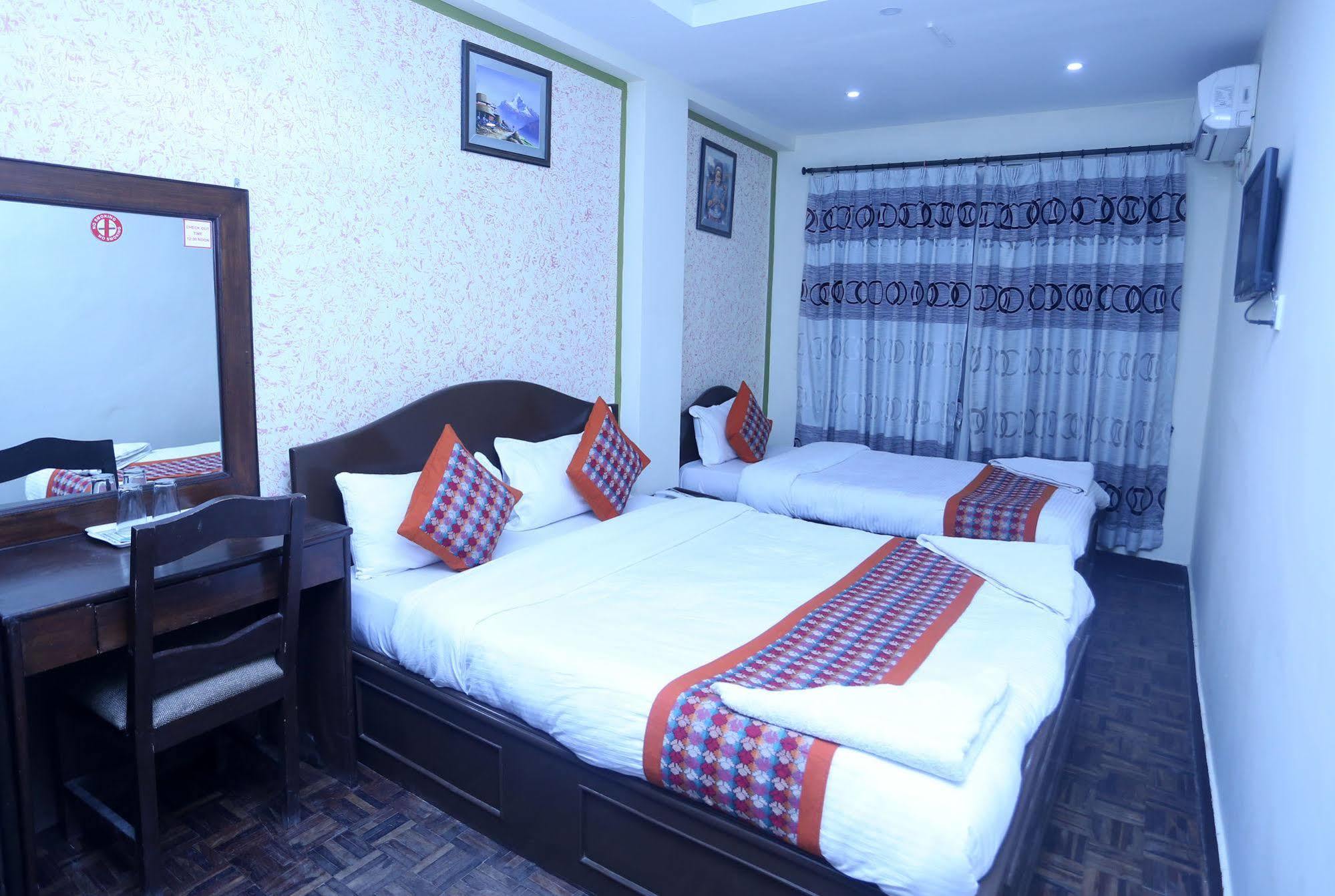 Oyo 153 Aster Hotel Nepal Катманду Экстерьер фото