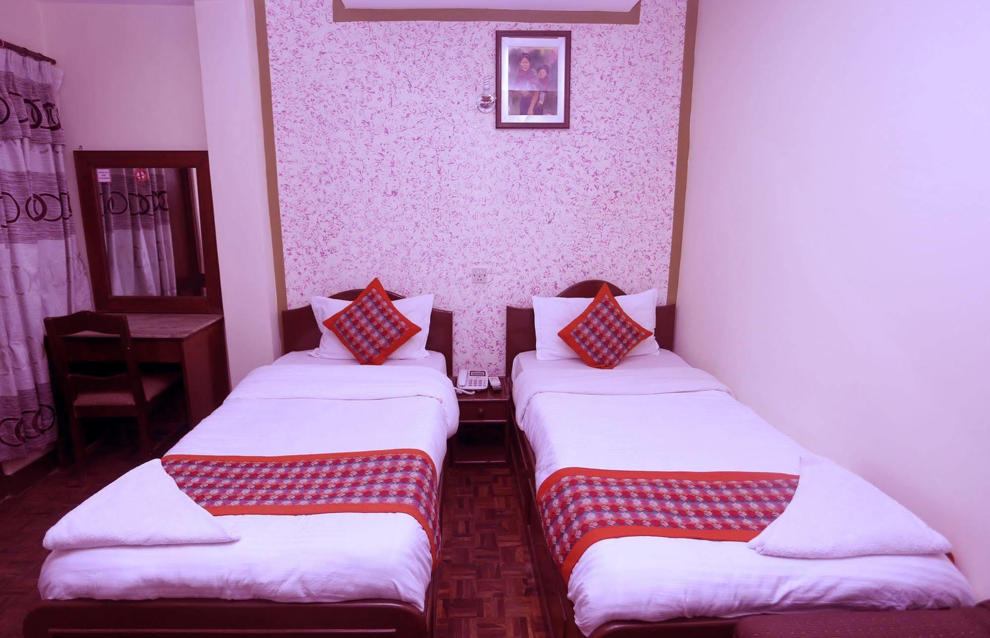 Oyo 153 Aster Hotel Nepal Катманду Экстерьер фото