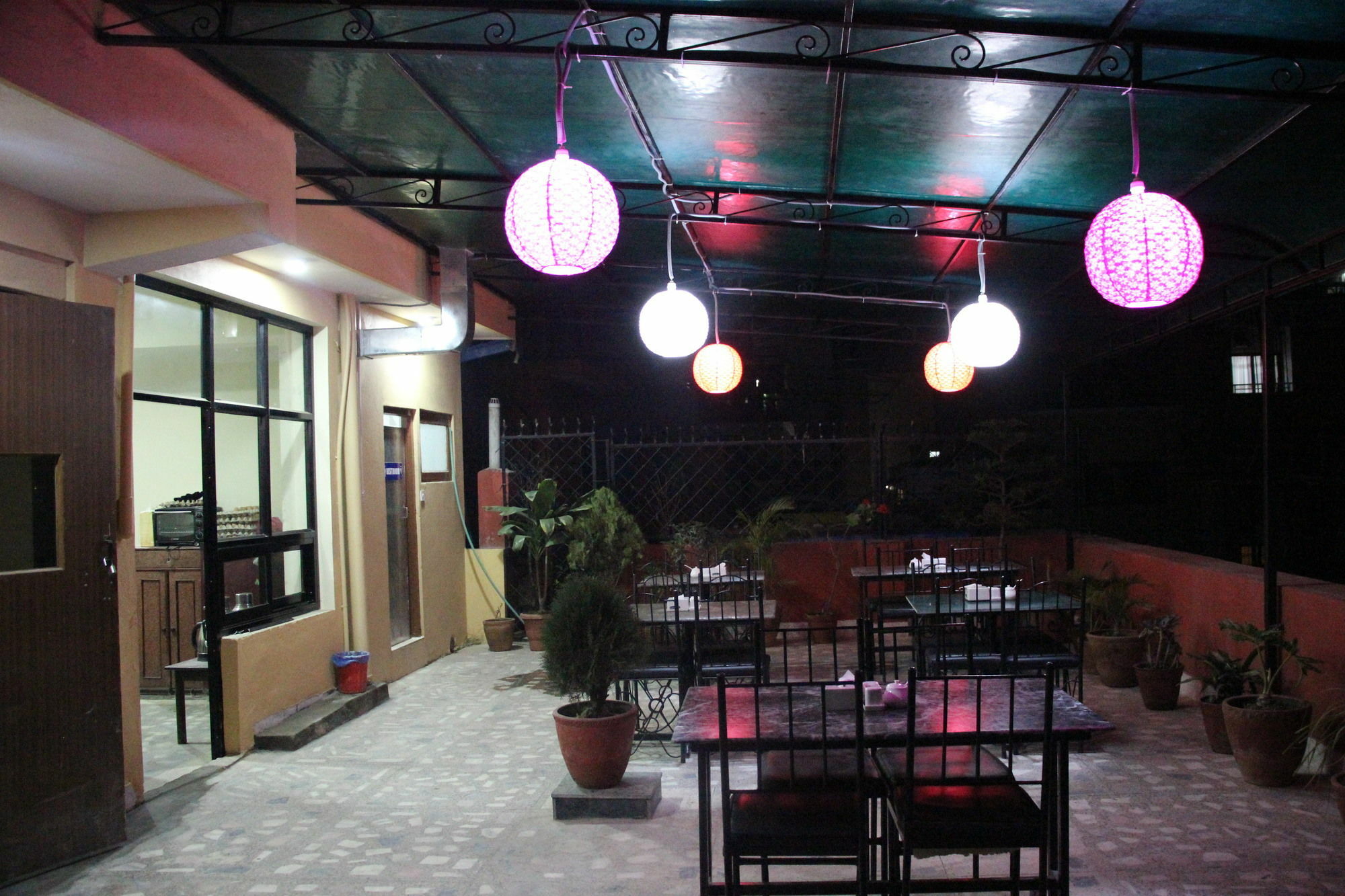 Oyo 153 Aster Hotel Nepal Катманду Экстерьер фото