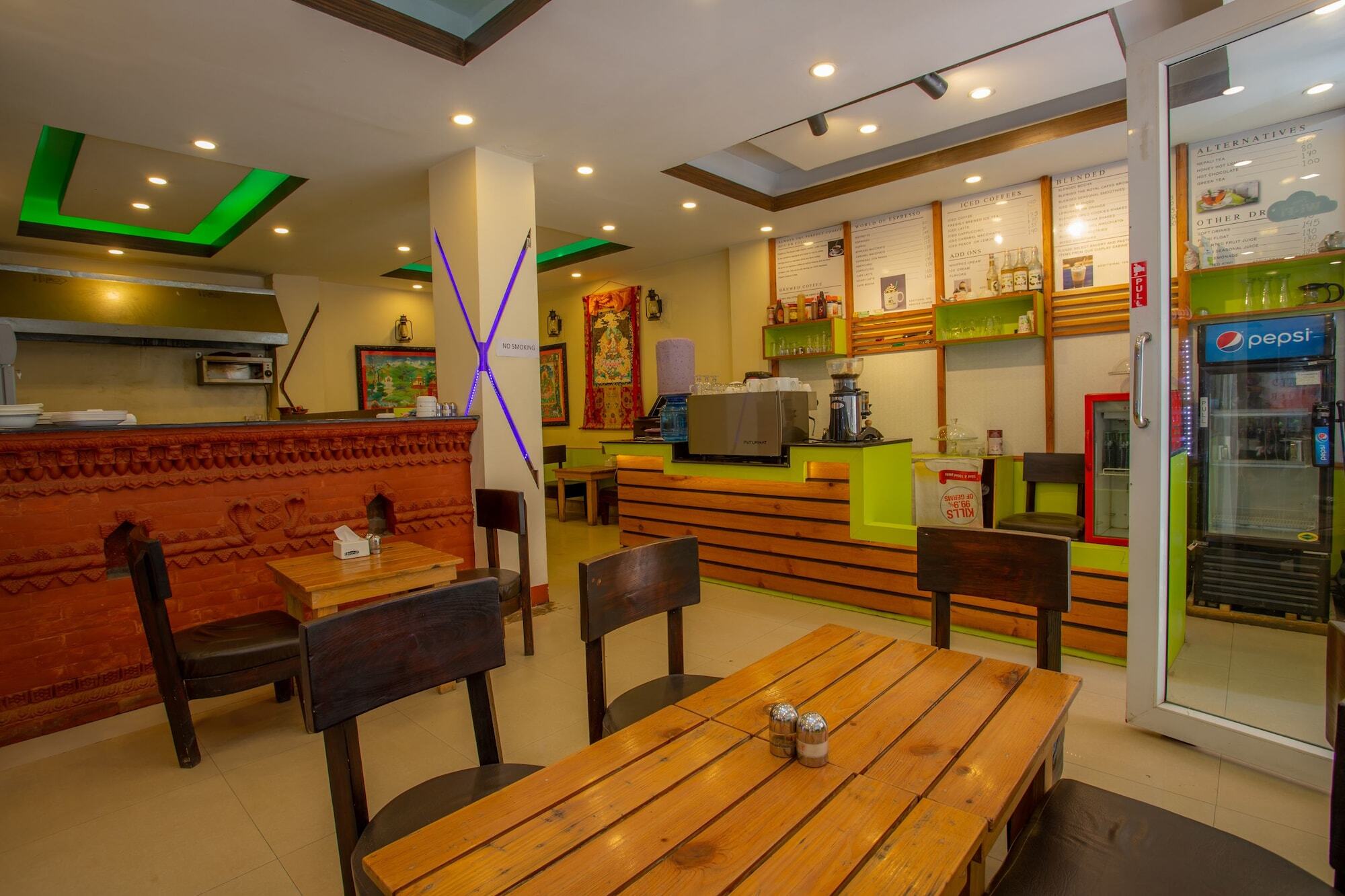Oyo 153 Aster Hotel Nepal Катманду Экстерьер фото