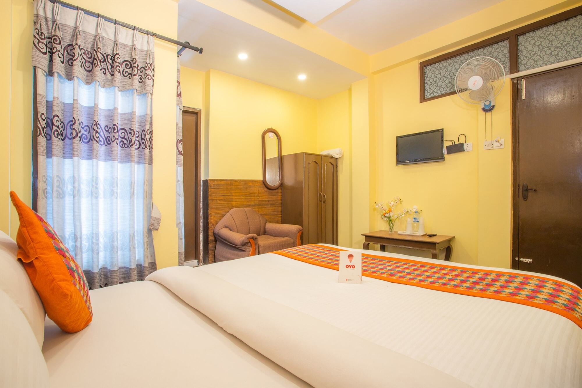 Oyo 153 Aster Hotel Nepal Катманду Экстерьер фото